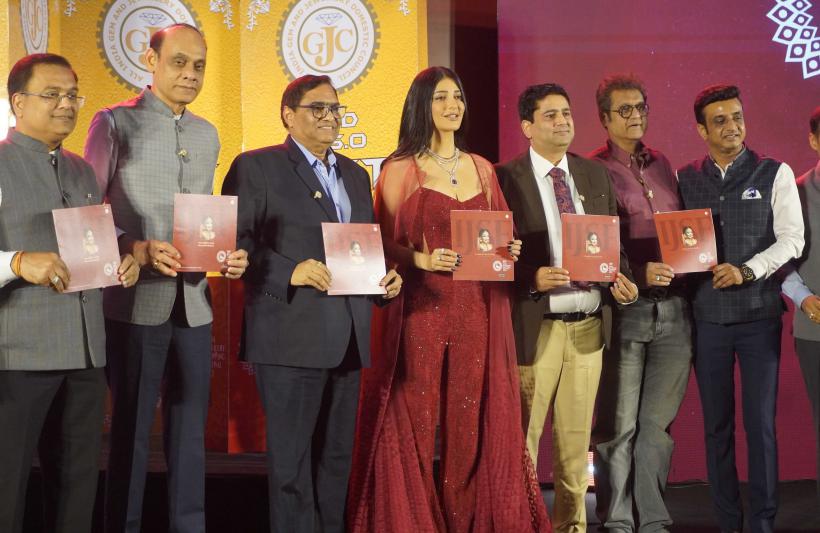 nris-are-a-big-catch-for-the-jewellery-industry-in-india-5.jpg