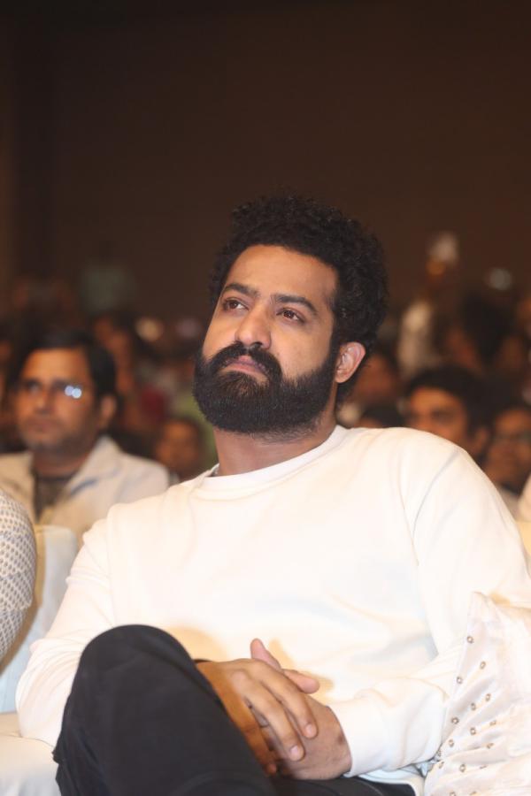 ntr-stills-2-11.jpg