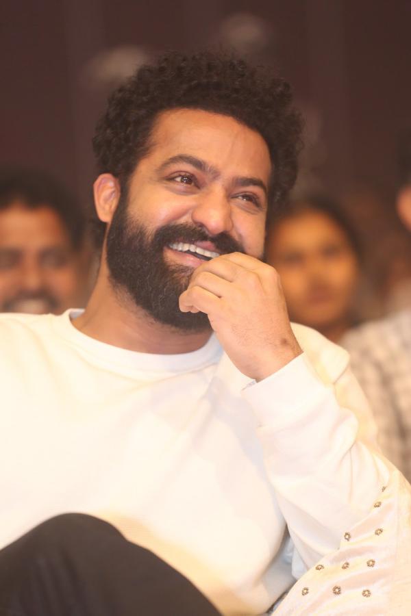 ntr-stills-2-4.jpg