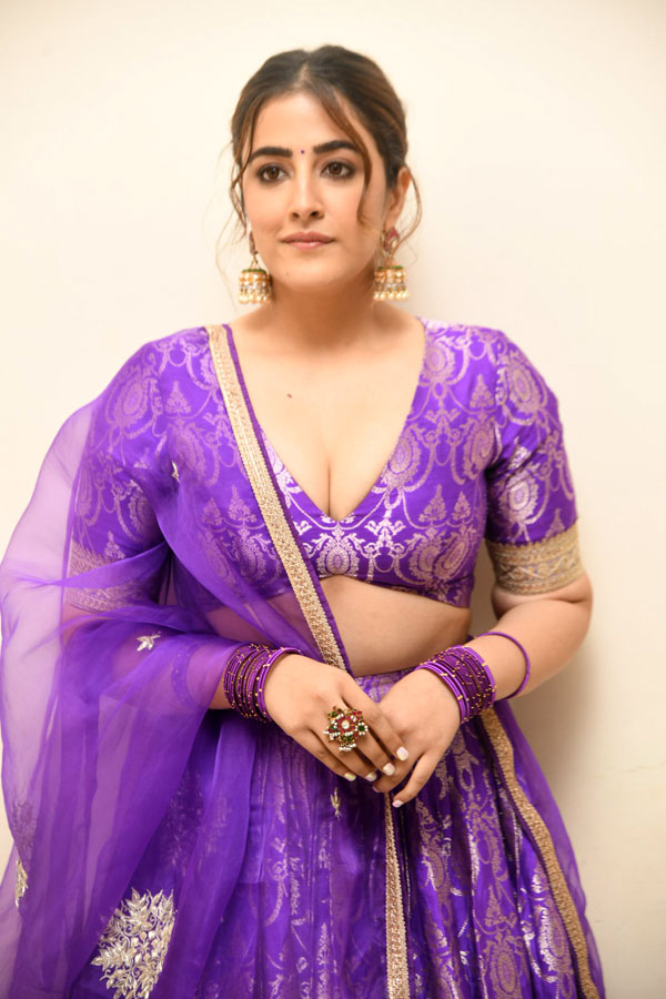 nupur-sanon-stills-2-18.jpg