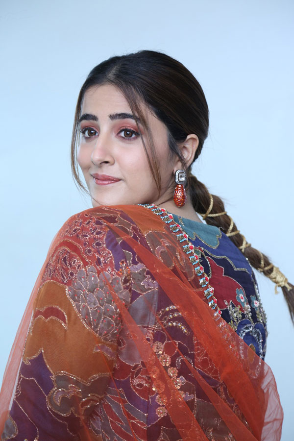 nupur-sanon-stills-23.jpg
