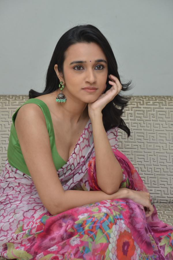 nuviksha-stills-15.jpg