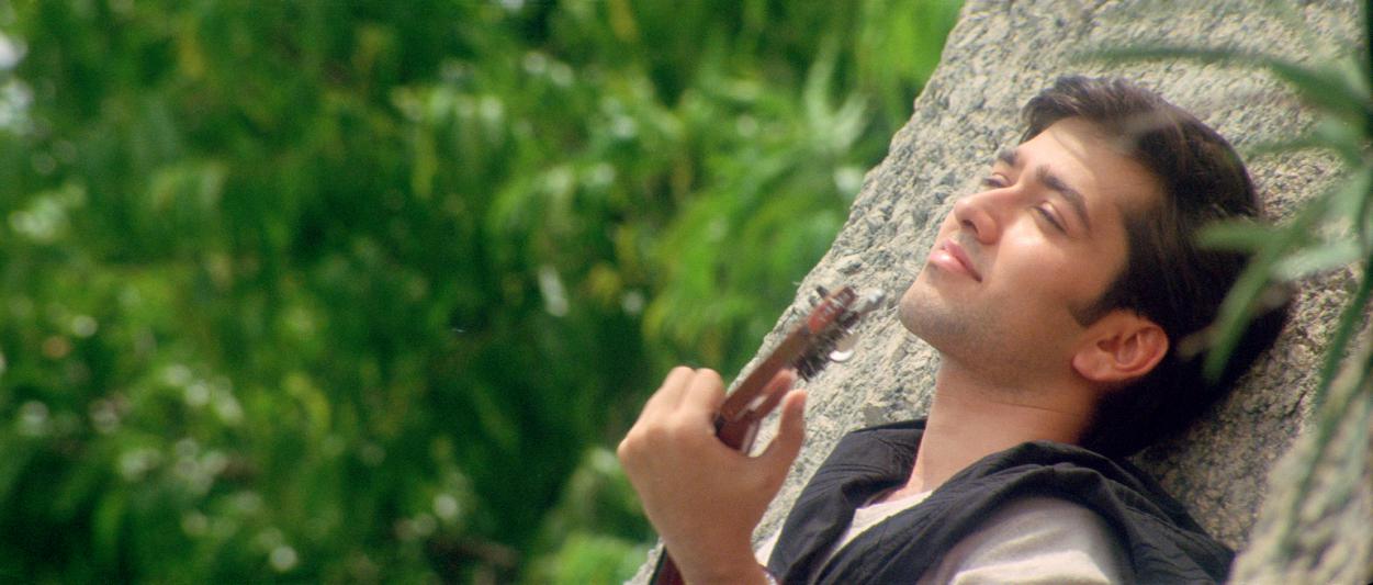 Nuvvante Nenani Movie Stills