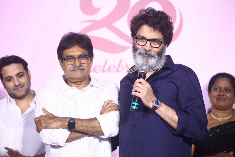 nuvve-nuvve-movie-20-years-celebrations-6.jpg