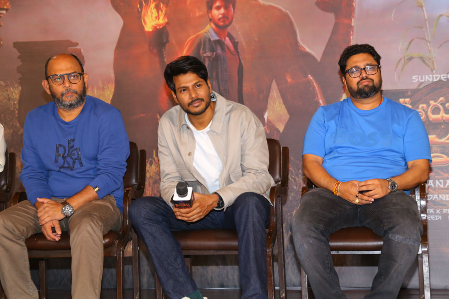ooru-peru-bhairavakona-movie-press-meet-9.jpg