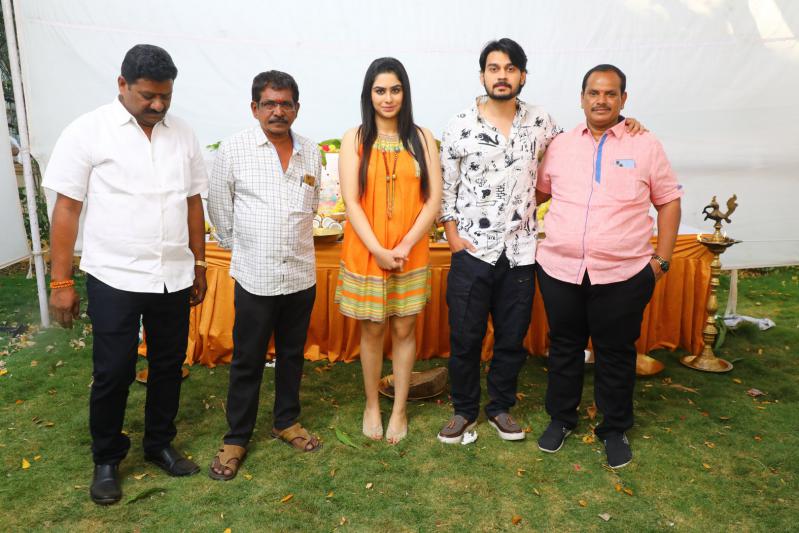 ooun-nenithe-movie-opening-11.jpg