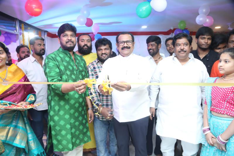our-factory-opened-in-yusufguda-by-chinni-krishna-2.jpg