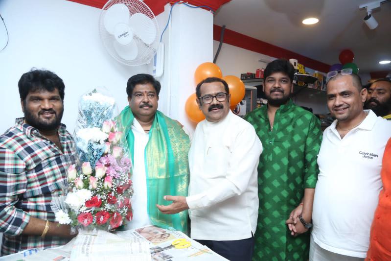 our-factory-opened-in-yusufguda-by-chinni-krishna-4.jpg
