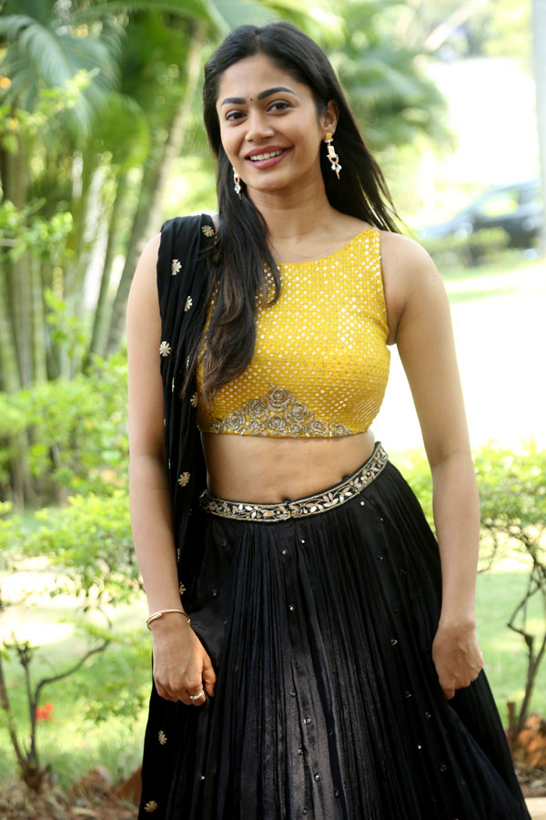 paayal-radha-krishna-stills-16.jpg