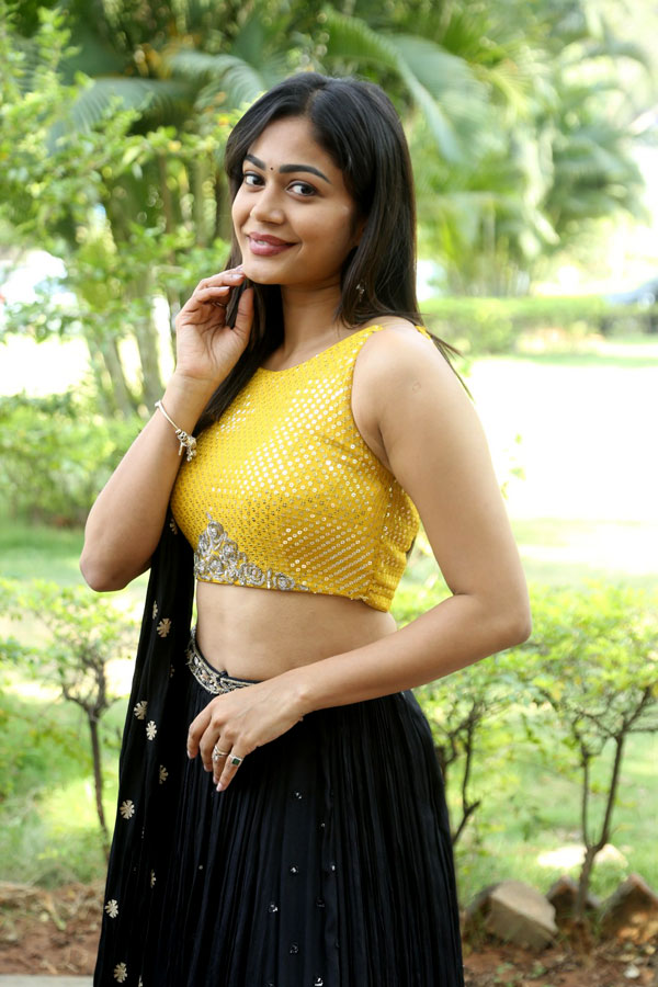 paayal-radha-krishna-stills-23.jpg