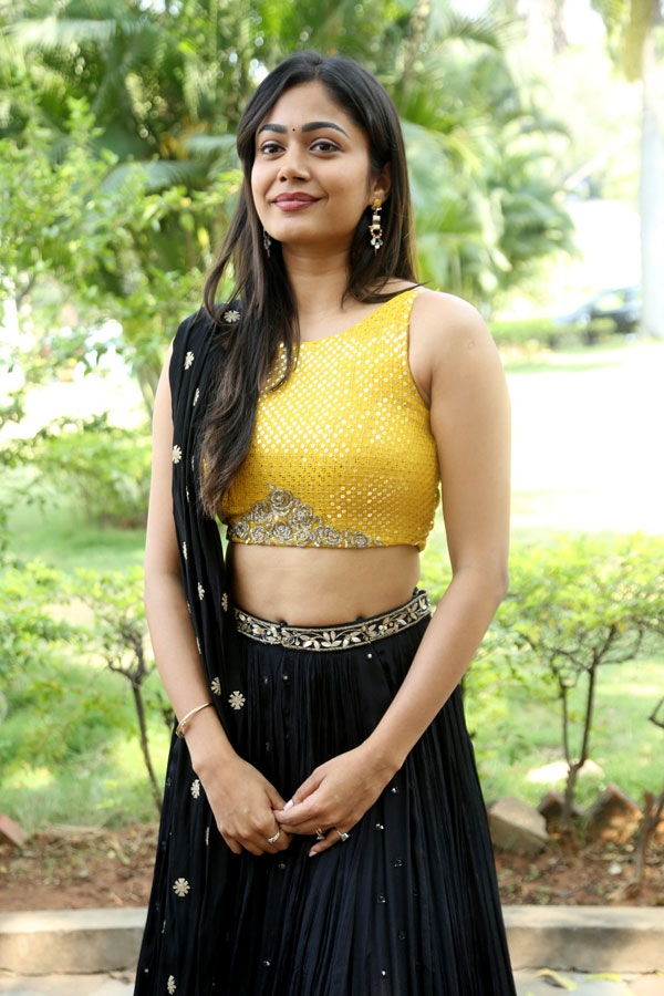 paayal-radha-krishna-stills-3.jpg