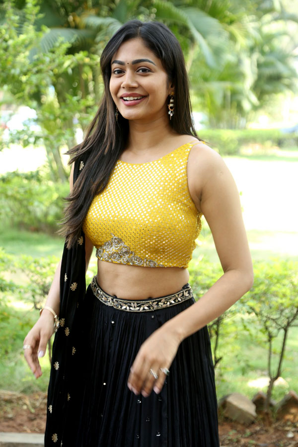 paayal-radha-krishna-stills-30.jpg