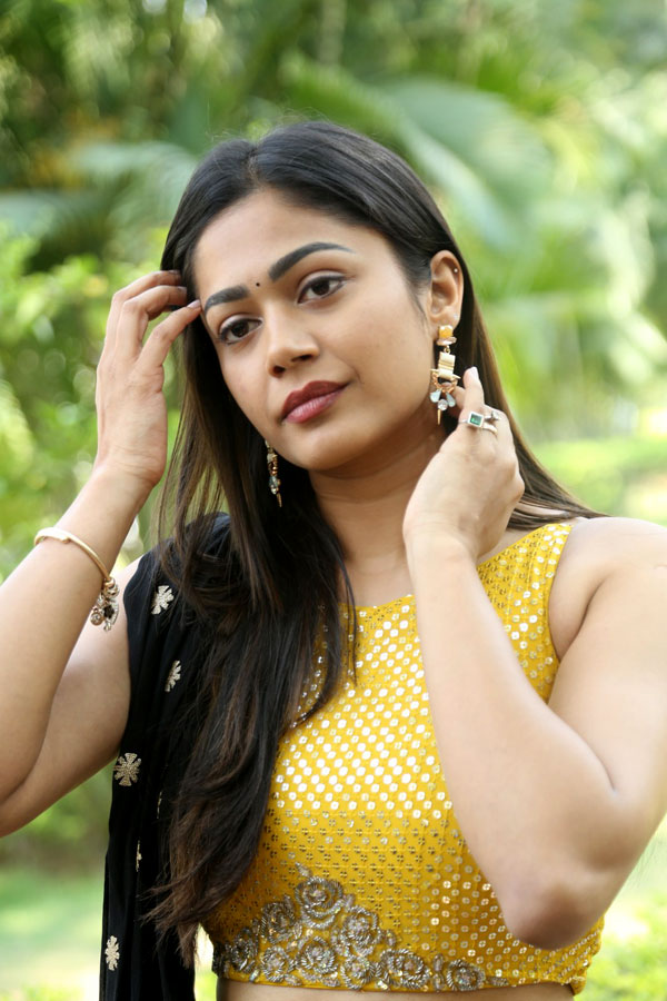 paayal-radha-krishna-stills-4.jpg