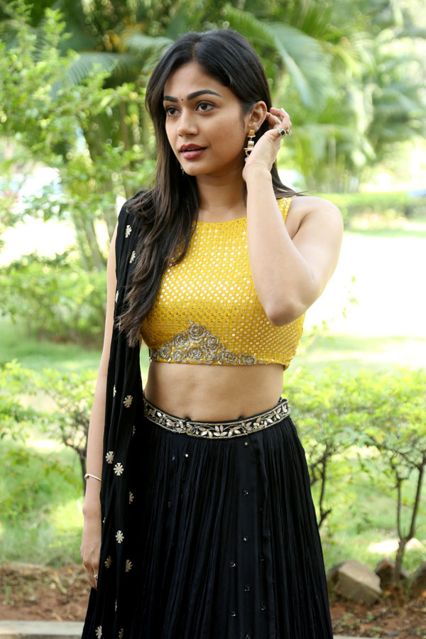 paayal-radha-krishna-stills-9.jpg