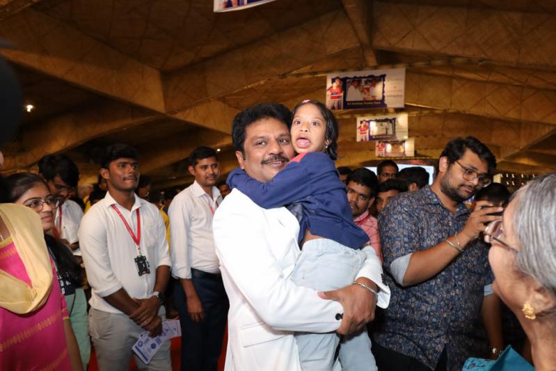 padmavibhushan-mary-kom-receives-sankalp-kiron-puraskar-3.jpg