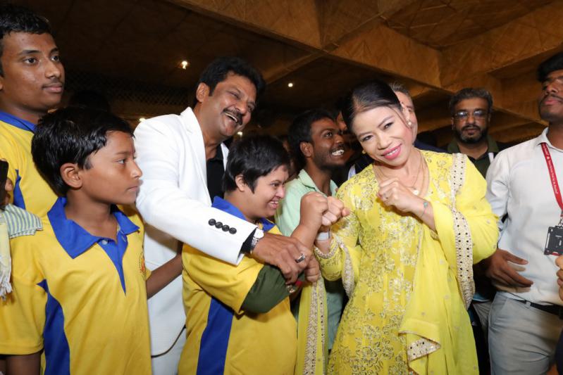 padmavibhushan-mary-kom-receives-sankalp-kiron-puraskar-6.jpg