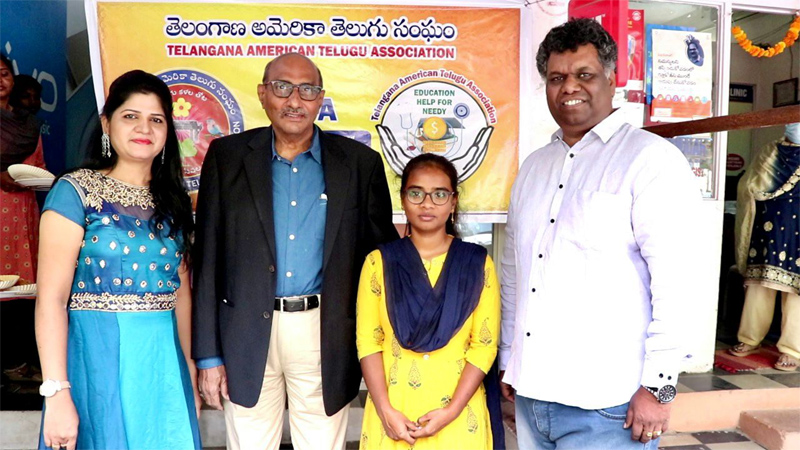 pailla-mallareddy-help-to-the-medical-student-3.jpg