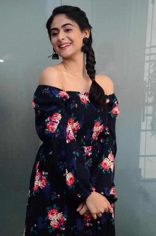 palak-lalwani-stills-12.jpg