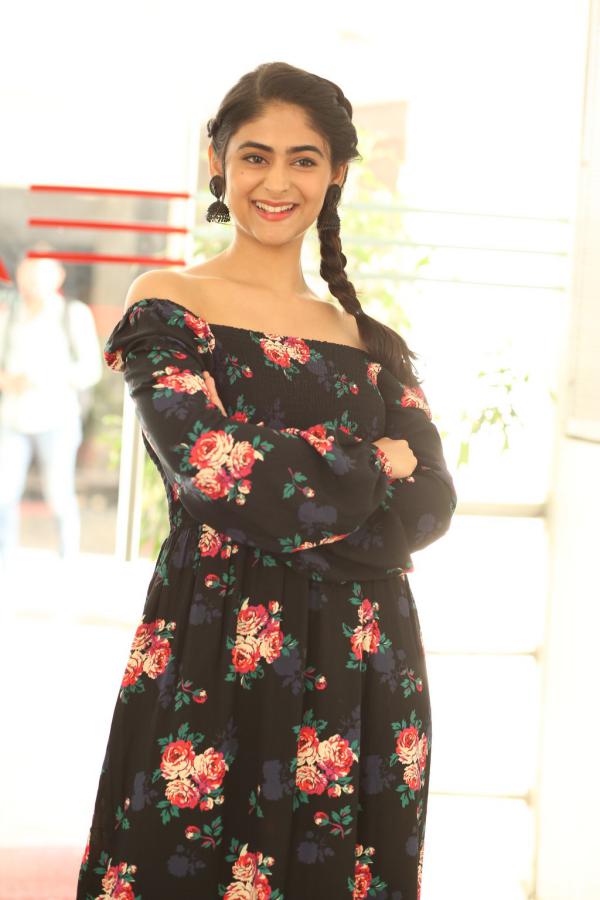 palak-lalwani-stills-5.jpg