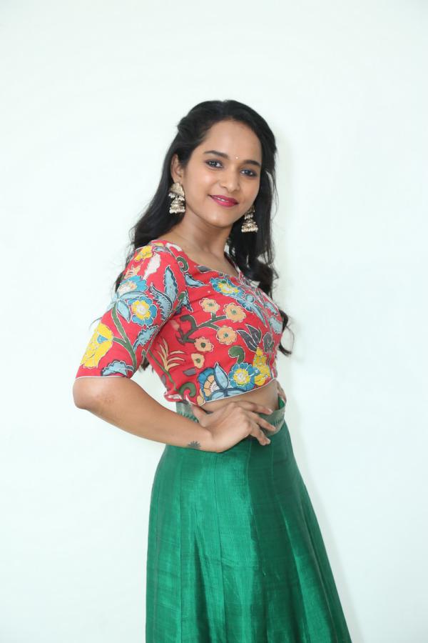 pavani-stills-4.jpg