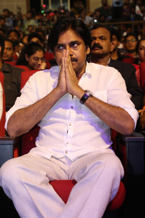pawan-kalyan-stills-12.jpg