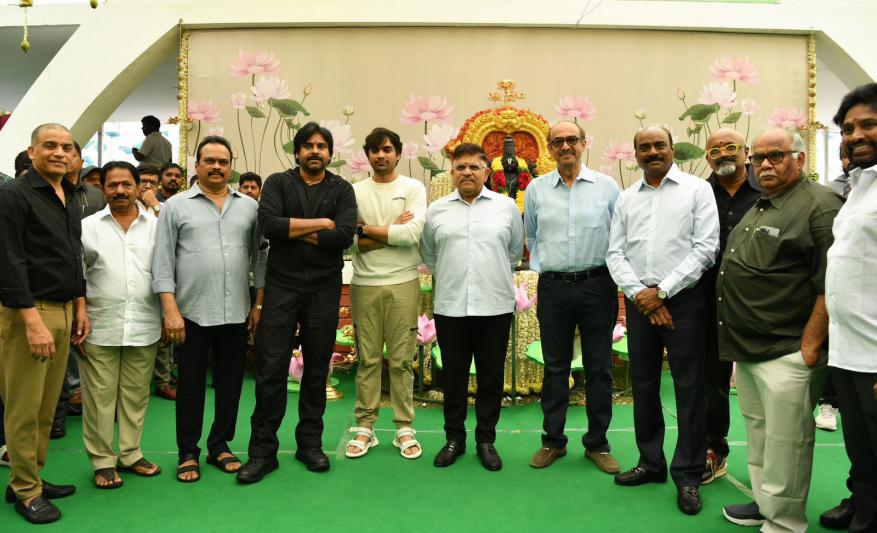pawan-kalyan-sujeeth-new-movie-launch-5.jpg