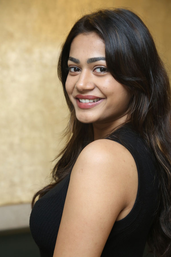 payal-radhakrishna-stills-2-3.jpg