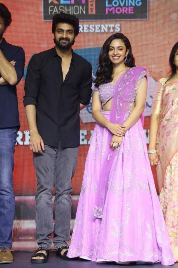 phalana-abbayi-phalana-ammayi-pre-release-16.jpg