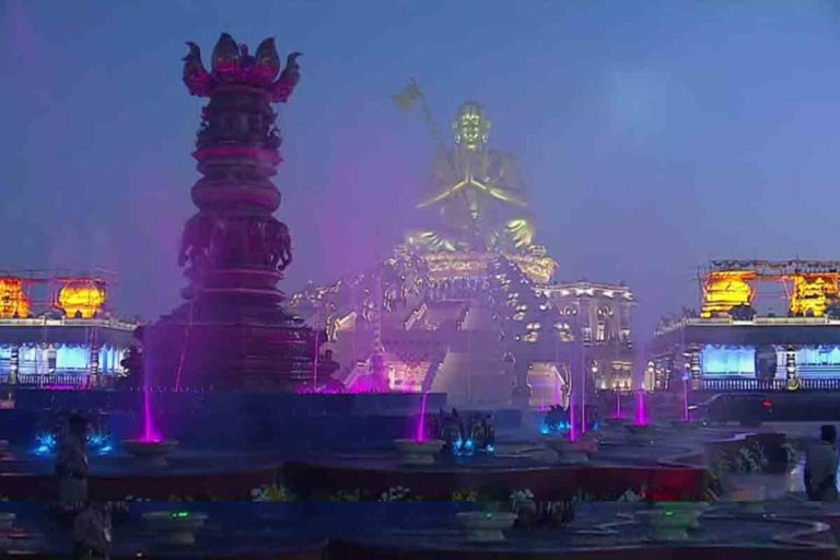 pm-modi-unveils-giant-statue-of-equality-10.jpg