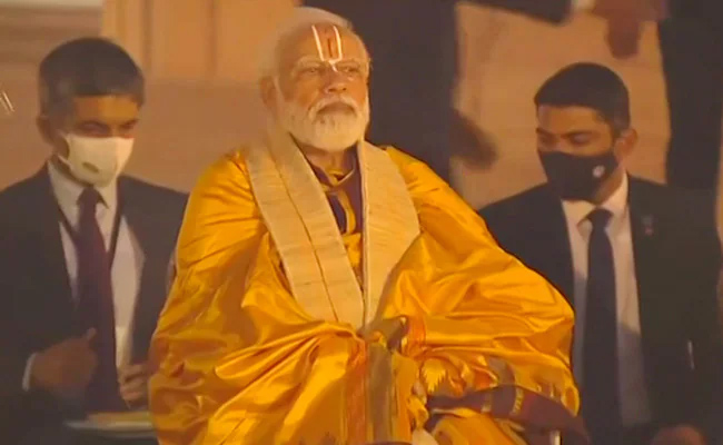 pm-modi-unveils-giant-statue-of-equality-20.jpg