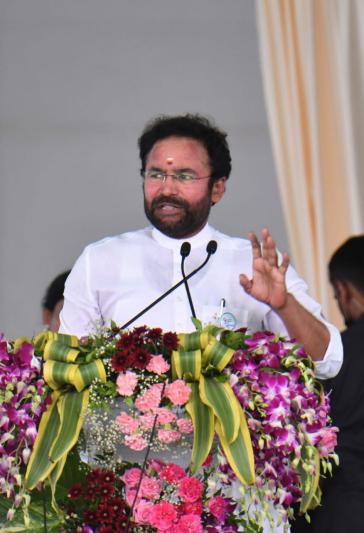 pm-modi-unveils-statue-of-alluri-sitarama-raju-22.jpg