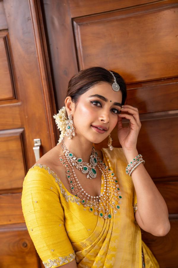 pooja-hegde-latest-photoshoot-14.jpg