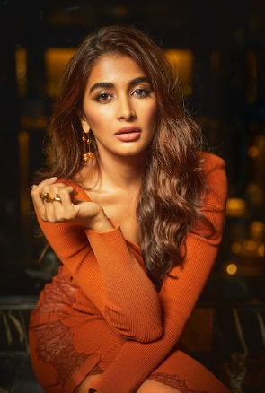 pooja-hegde-stills-2-14.jpg
