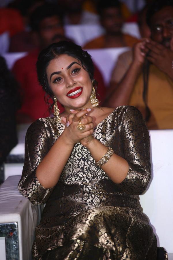 poorna-stills-4.jpg