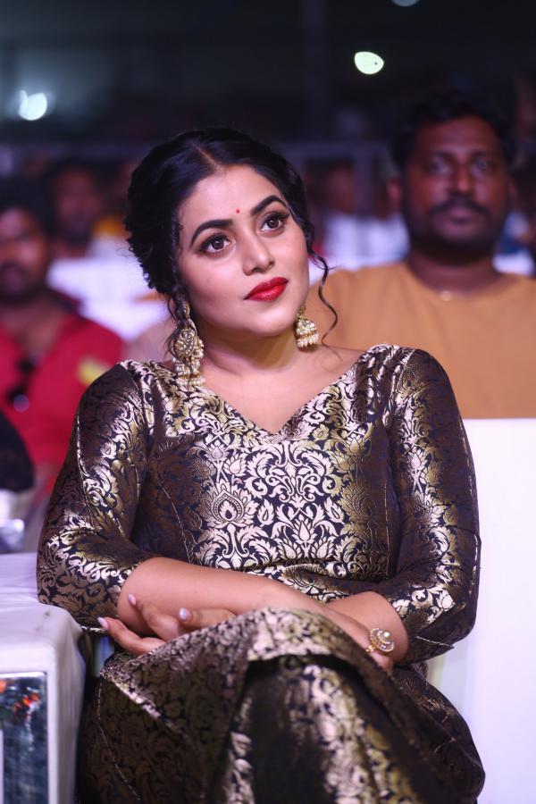 poorna-stills-7.jpg