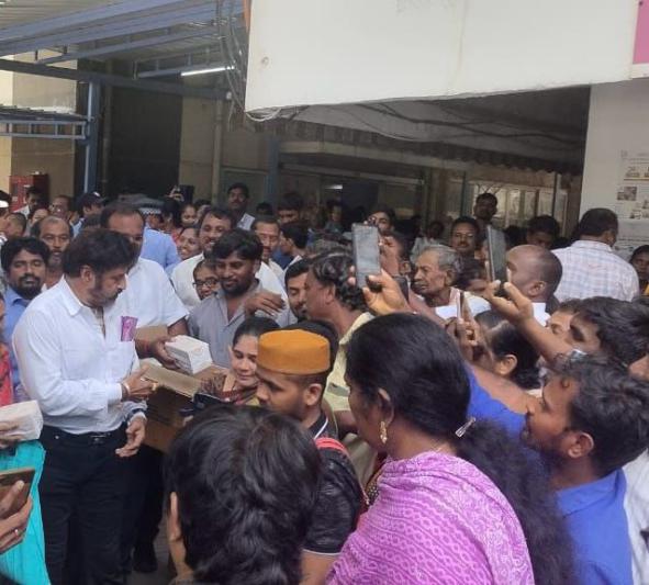 potluri-ravi-donated-wheel-chairs-to-basavatharakam-hospital-6.jpg