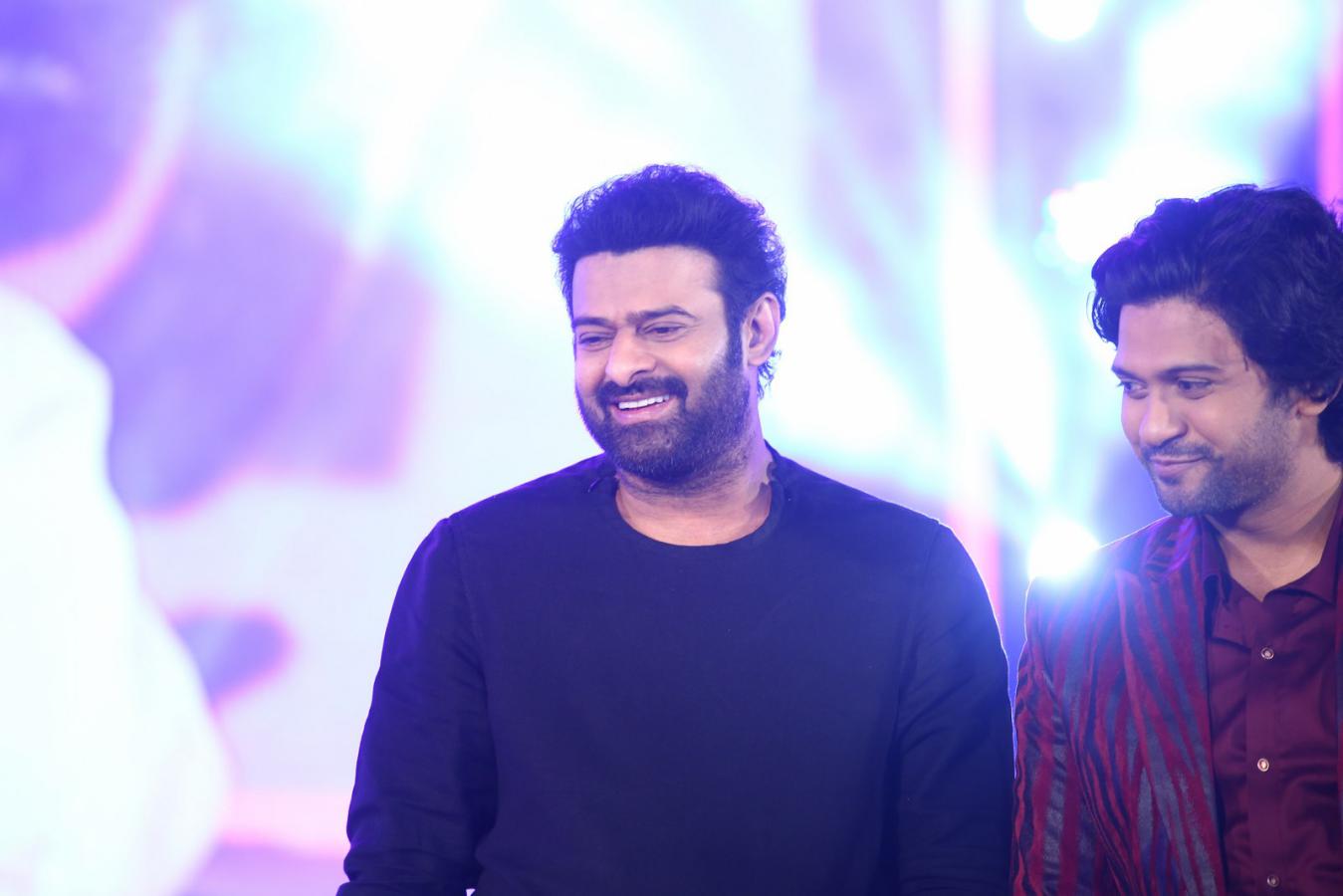 prabhas-stills-2-15.jpg