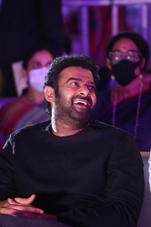prabhas-stills-2-7.jpg