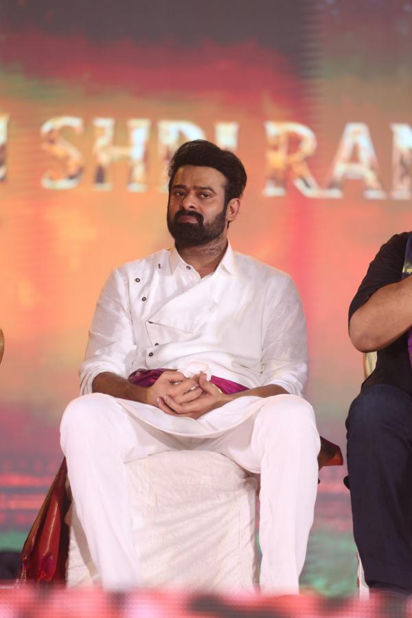 prabhas-stills-3-14.jpg