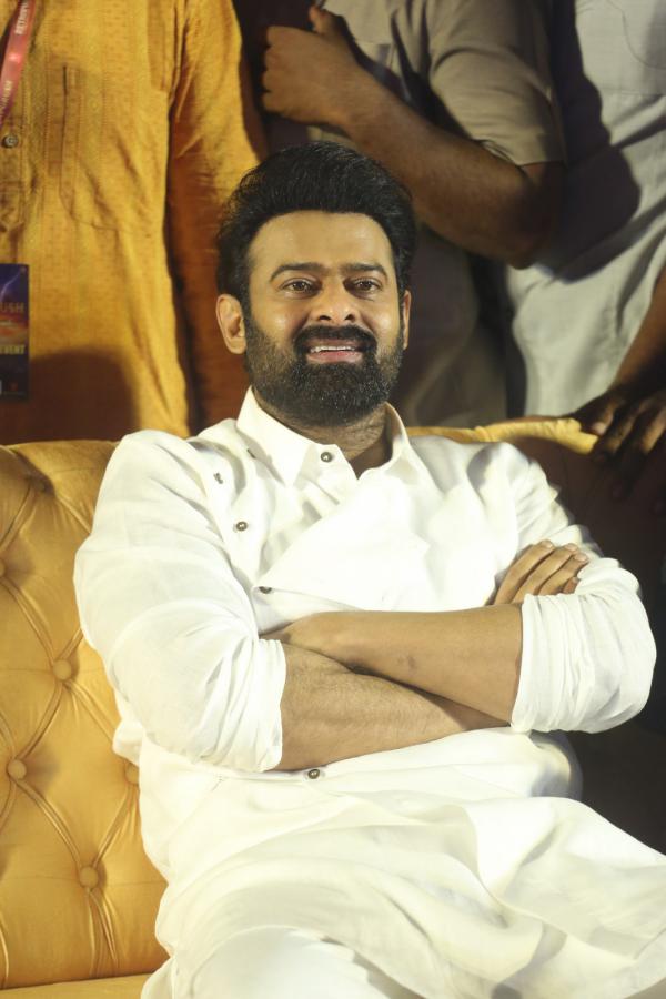 prabhas-stills-3-7.jpg