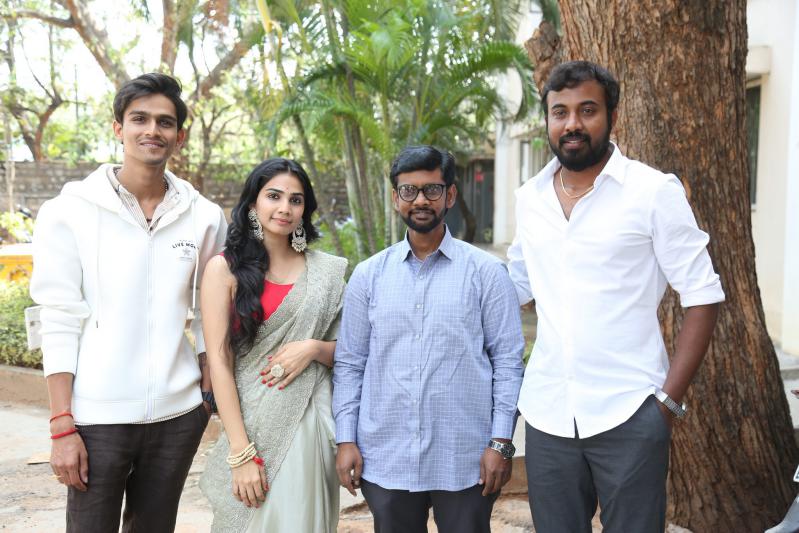 prabhutva-jr-kalasala-movie-first-look-launch-7.jpg