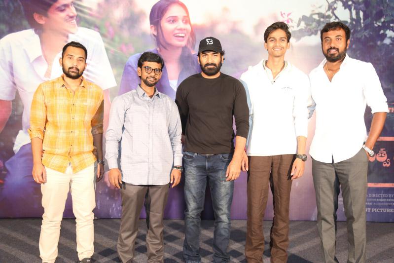 prabhutva-jr-kalasala-movie-first-look-launch-8.jpg