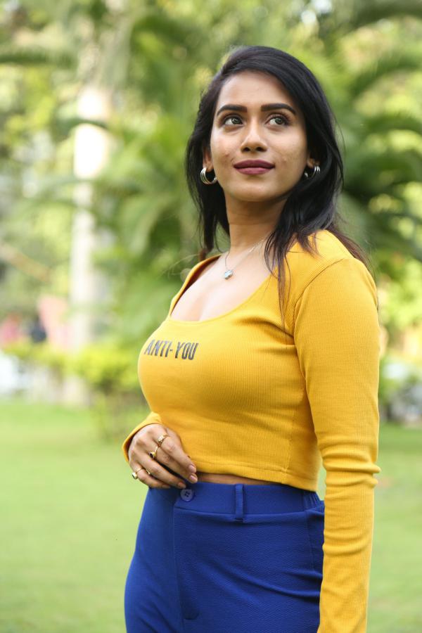 preetei-sundar-stills-10.jpg
