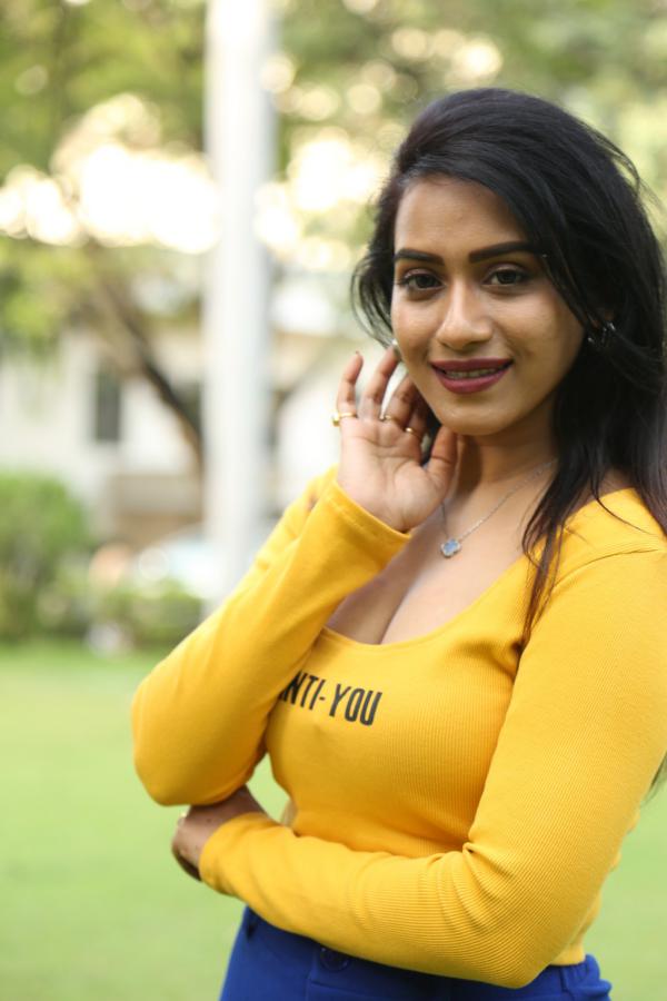 preetei-sundar-stills-3.jpg