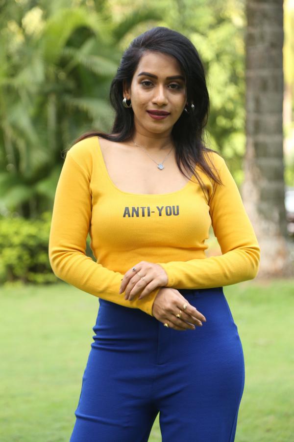 preetei-sundar-stills-7.jpg