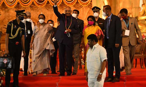 president-visits-muchintal-11.jpg