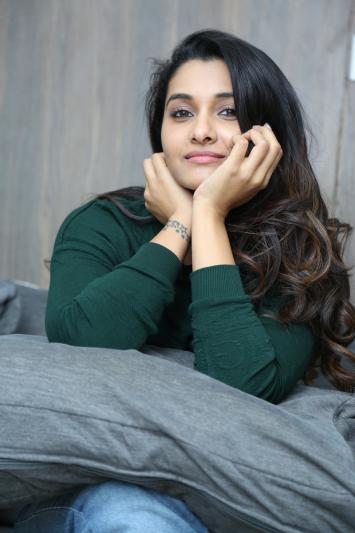 priya-bhavani-shankar-stills-4.jpg