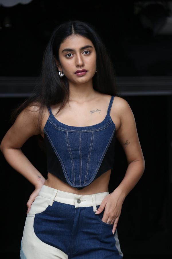 priya-prakash-warrier-stills-2-19.jpg
