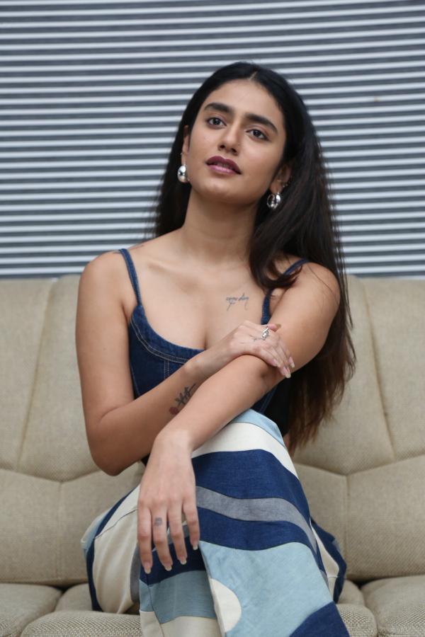 priya-prakash-warrier-stills-2-5.jpg