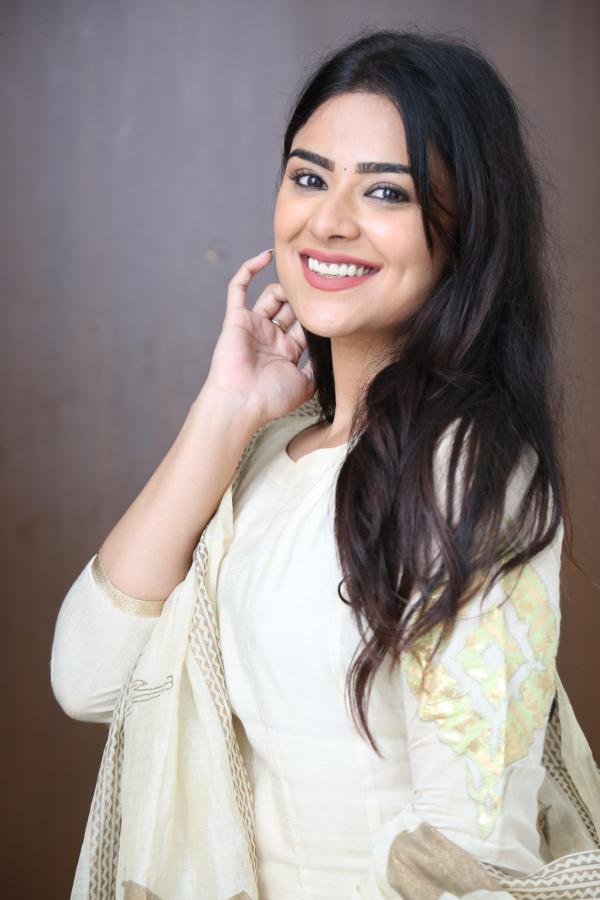 priyanka-sharma-stills-3.jpg